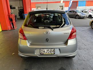 2007 Toyota YARIS - Thumbnail