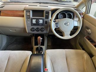 2005 Nissan Tiida - Thumbnail