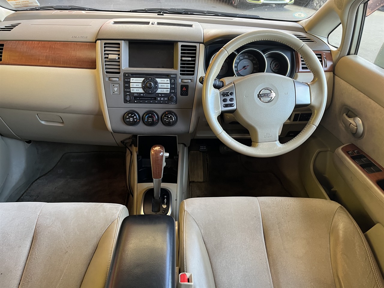 2005 Nissan Tiida