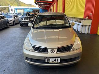 2005 Nissan Tiida - Thumbnail