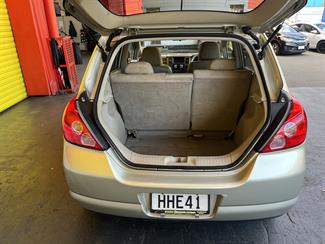 2005 Nissan Tiida - Thumbnail