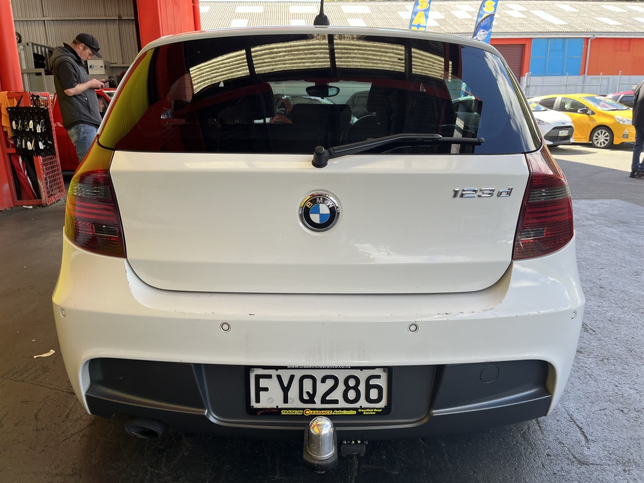 2011 BMW 123D