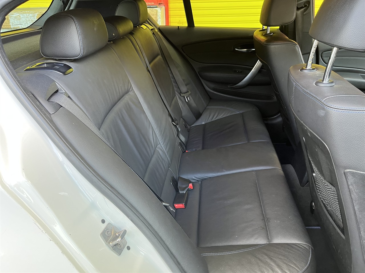 2011 BMW 123D