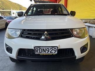 2011 Mitsubishi Triton - Thumbnail