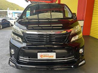 2012 Toyota Vellfire - Thumbnail
