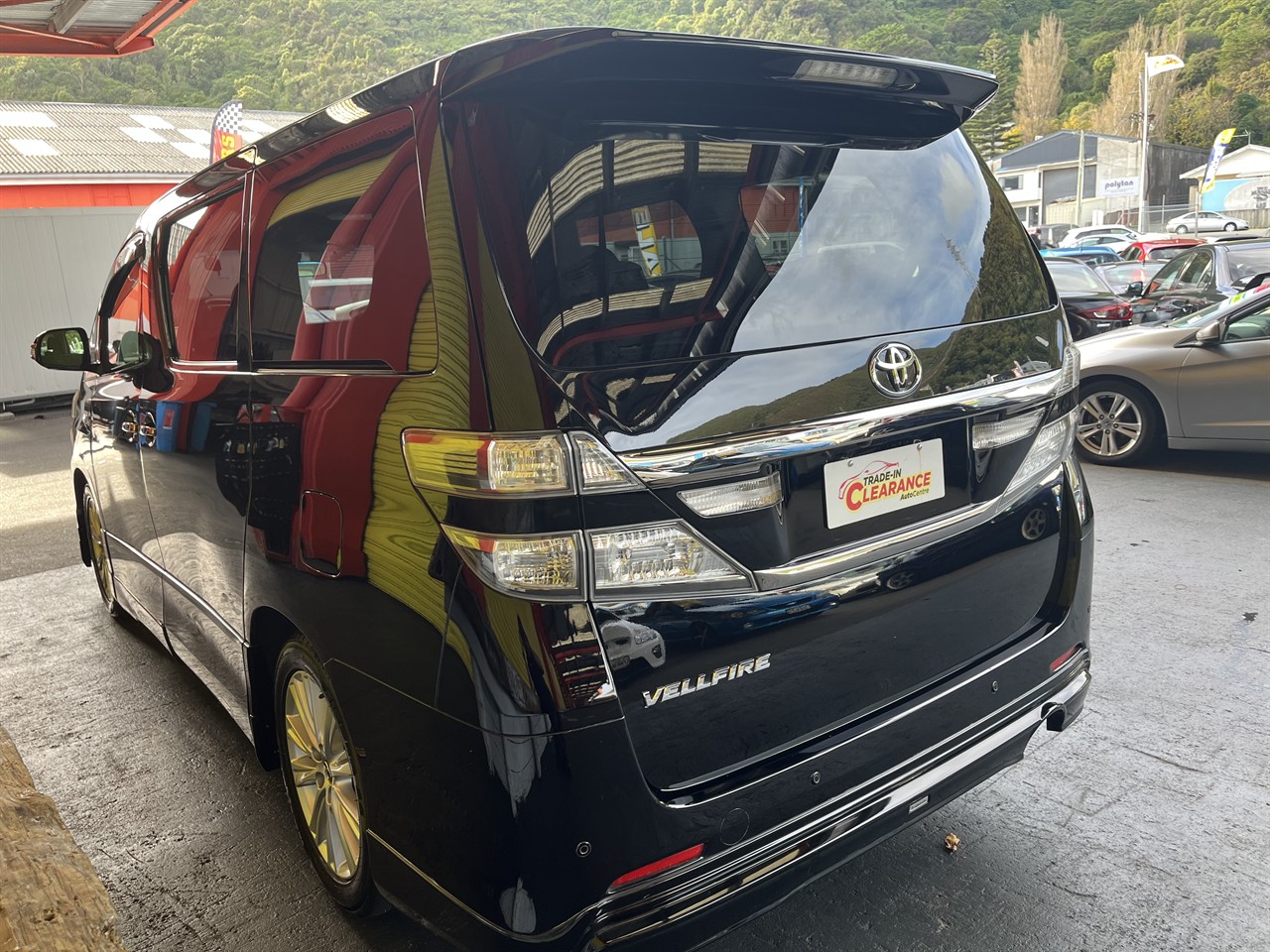 2012 Toyota Vellfire