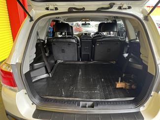 2011 Toyota HIGHLANDER - Thumbnail