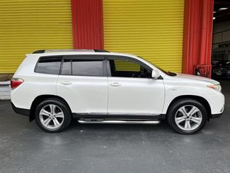 2011 Toyota HIGHLANDER - Thumbnail