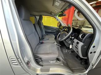 2018 Nissan Nv350 - Thumbnail