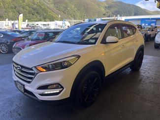 2016 Hyundai TUCSON - Thumbnail