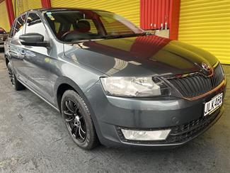 2015 Skoda Rapid - Thumbnail