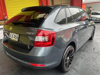 2015 Skoda Rapid - Thumbnail