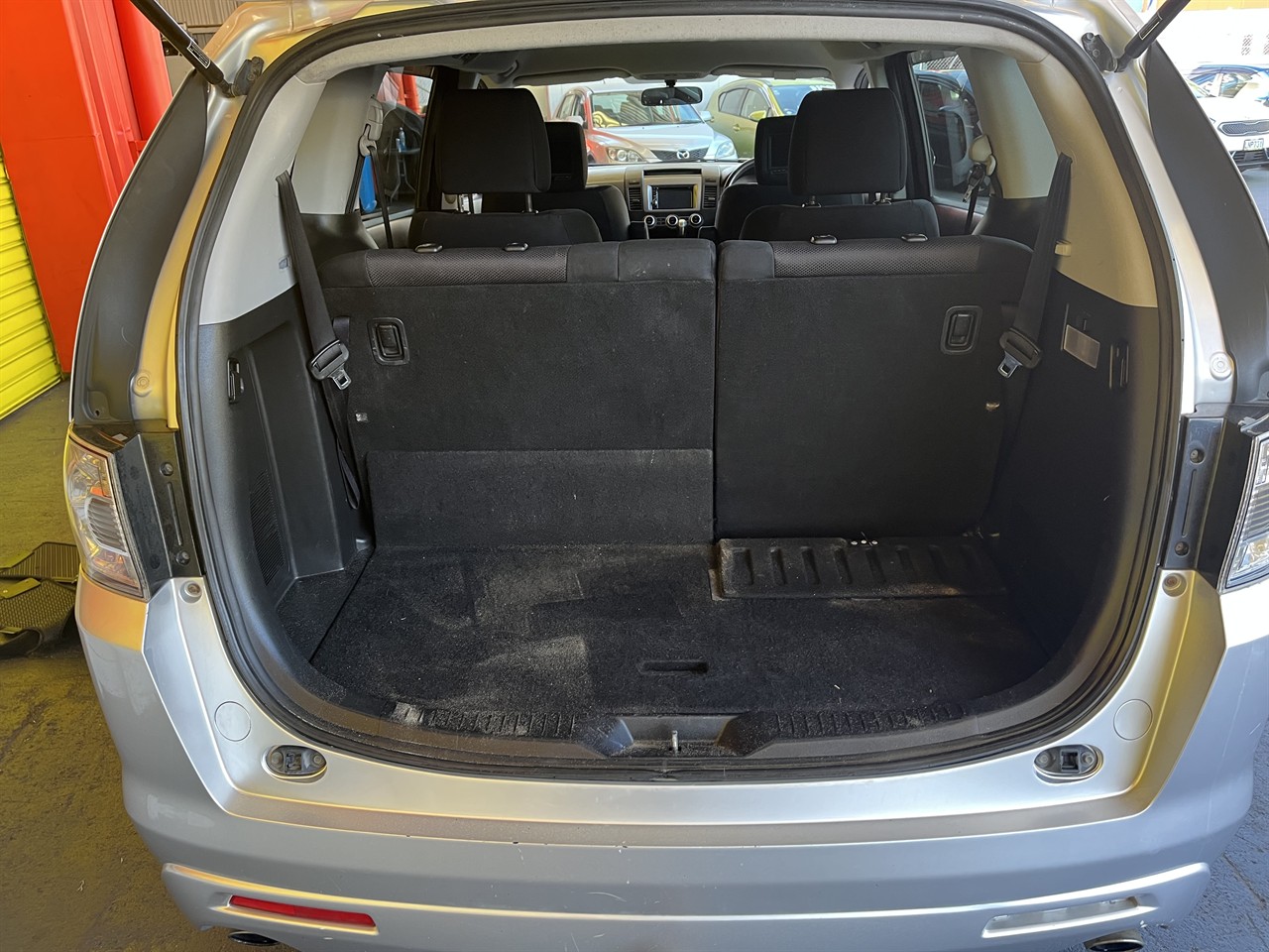 2007 Mazda MPV