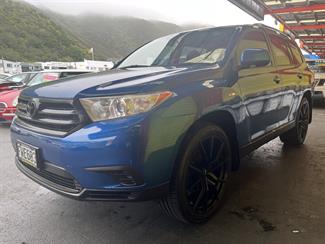 2011 Toyota HIGHLANDER - Thumbnail