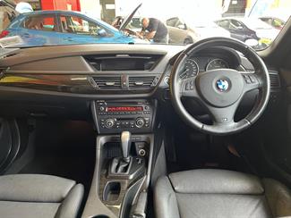2011 BMW X1 - Thumbnail