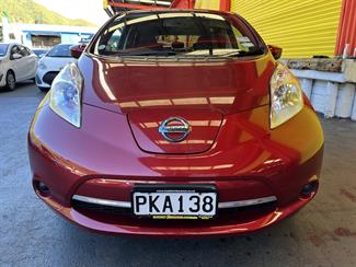 2016 Nissan LEAF - Thumbnail