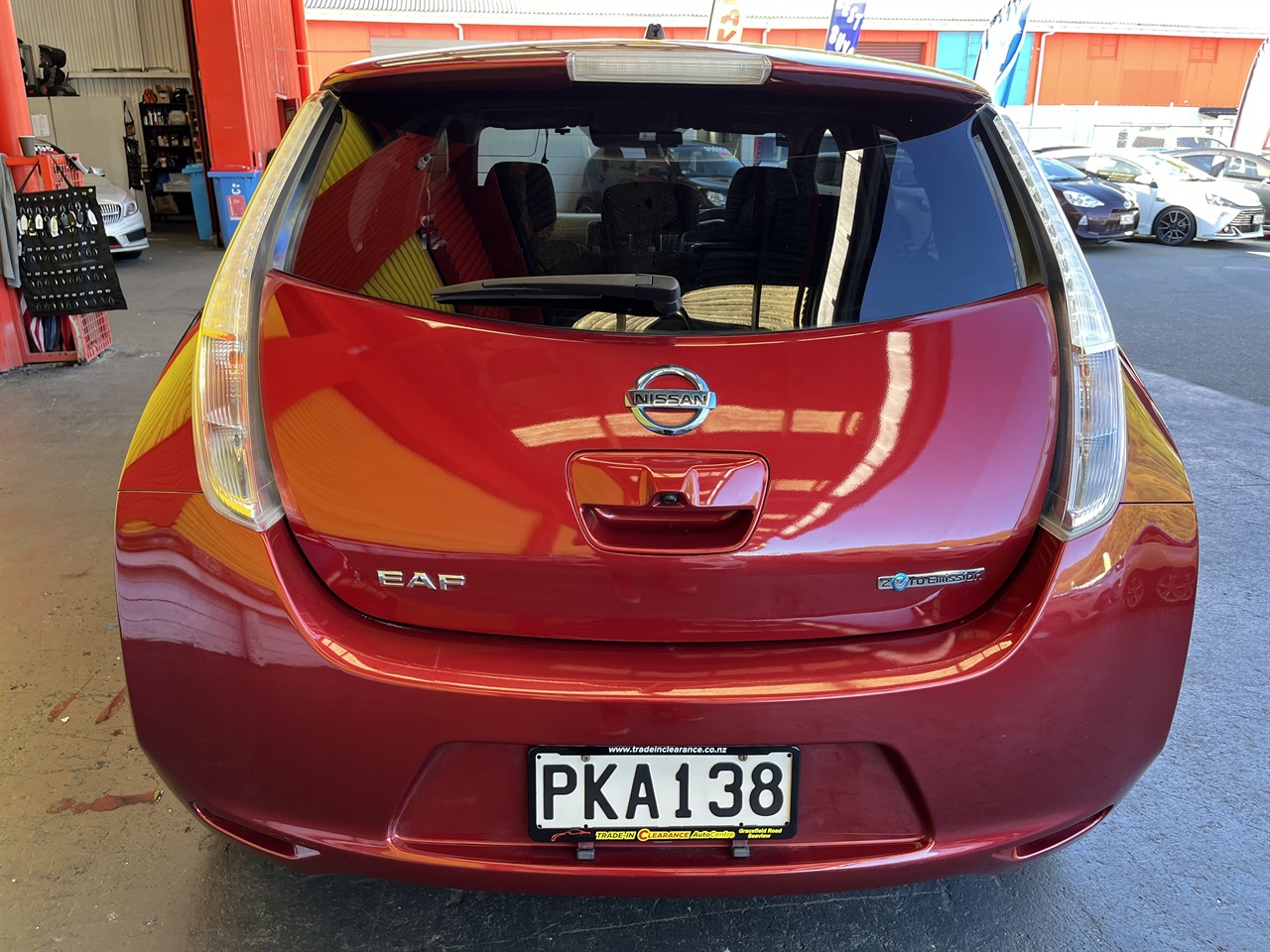 2016 Nissan LEAF