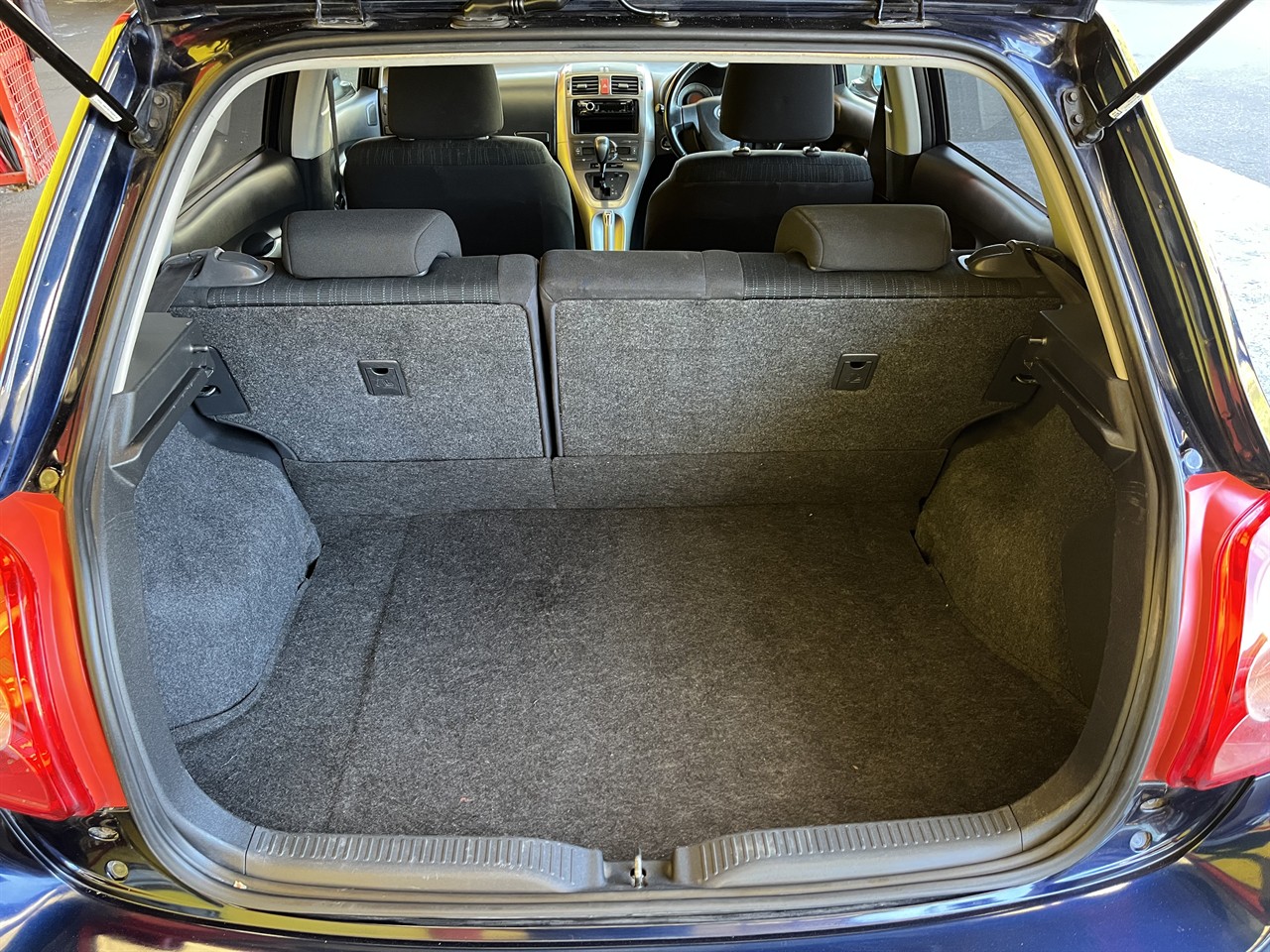 2008 Toyota AURIS