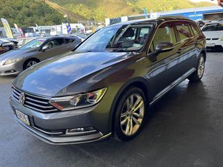 2015 Volkswagen Passat - Thumbnail