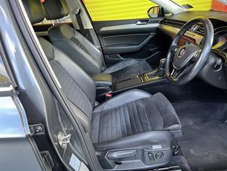 2015 Volkswagen Passat - Thumbnail