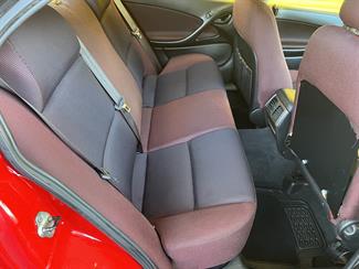 2006 Holden Commodore - Thumbnail