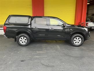 2017 Nissan Navara - Thumbnail