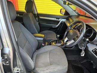 2010 Kia Sorento - Thumbnail