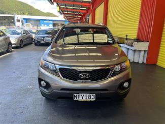 2010 Kia Sorento - Thumbnail