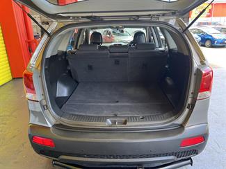 2010 Kia Sorento - Thumbnail