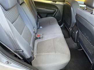 2010 Kia Sorento - Thumbnail