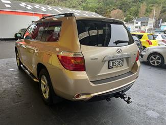 2009 Toyota HIGHLANDER - Thumbnail