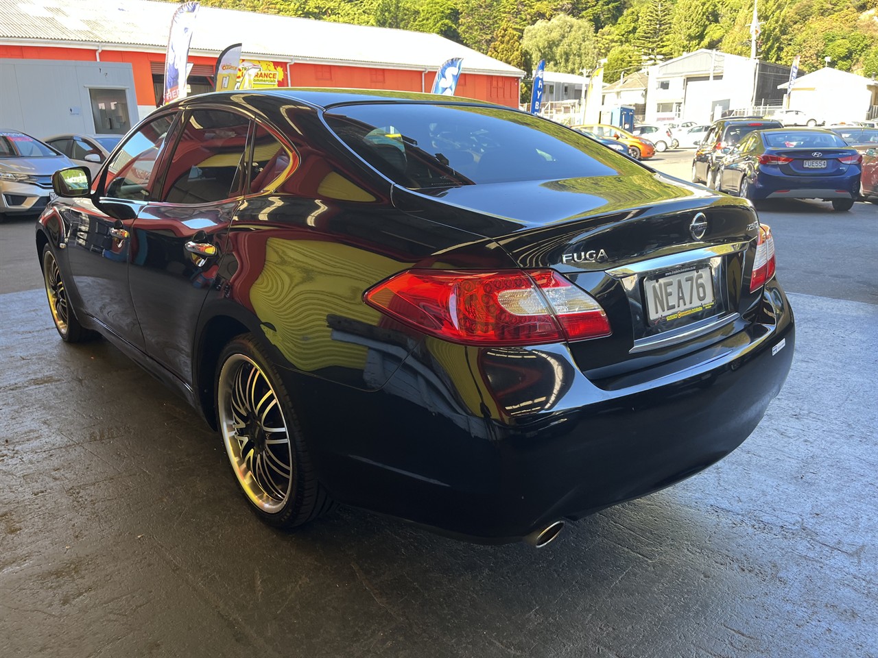 2010 Nissan Fuga