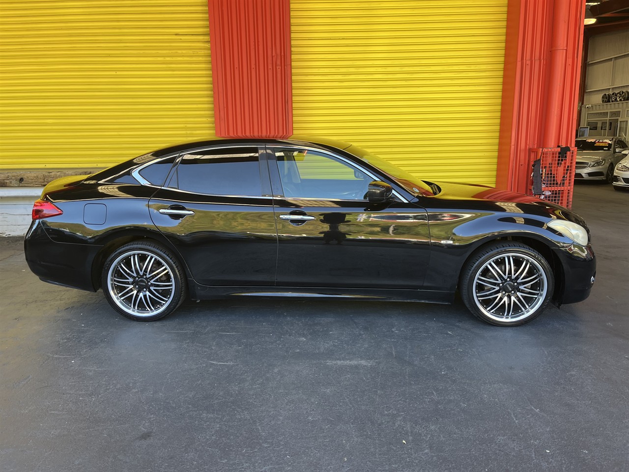 2010 Nissan Fuga