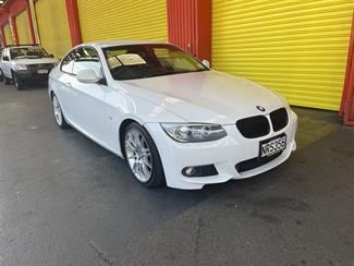 2013 BMW 320i - Thumbnail