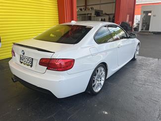 2013 BMW 320i - Thumbnail