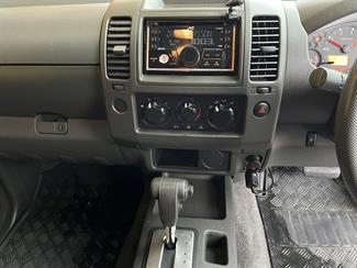 2012 Nissan Navara - Thumbnail