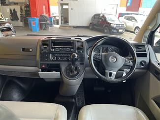 2015 Volkswagen T5 - Thumbnail
