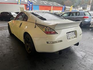 2005 Nissan Fairlady - Thumbnail