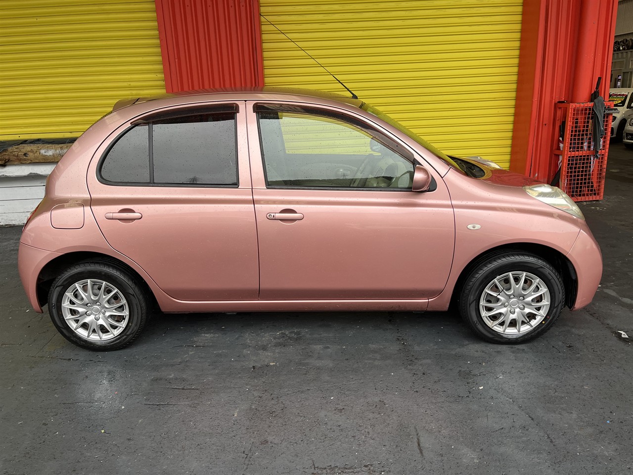 2007 Nissan March