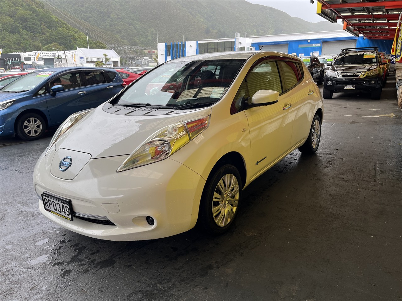 2016 Nissan LEAF