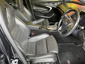 2015 Holden Insignia - Thumbnail