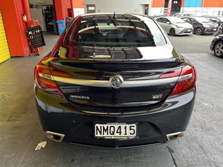 2015 Holden Insignia - Thumbnail