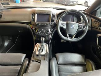 2015 Holden Insignia - Thumbnail