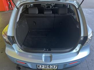 2006 Mazda Axela - Thumbnail