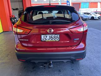 2016 Nissan Qashqai - Thumbnail