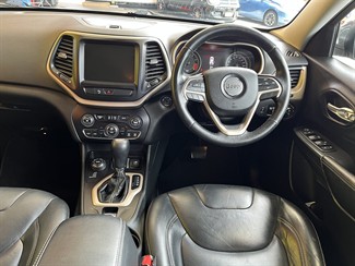 2017 Jeep Cherokee - Thumbnail