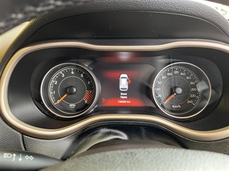 2017 Jeep Cherokee - Thumbnail