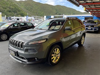 2017 Jeep Cherokee - Thumbnail