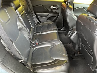 2017 Jeep Cherokee - Thumbnail