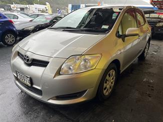 2009 Toyota Corolla - Thumbnail